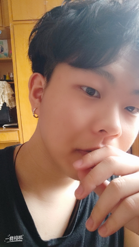 yyy的第三张照片--驻马店相亲服务中心