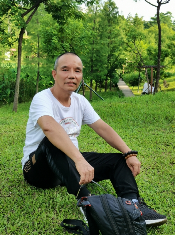 稳重大方的第二张照片--驻马店相亲服务中心