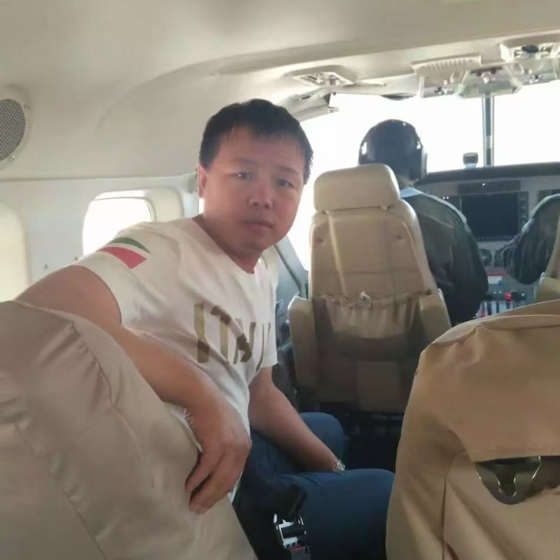 随风飘零的第三张照片--驻马店相亲服务中心