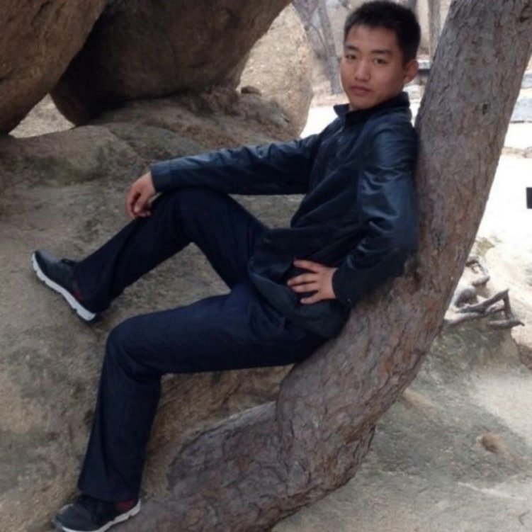 哥不帅但很坏的第一张照片--驻马店相亲服务中心