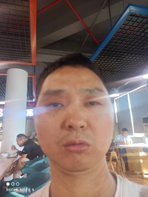 专情、互爱的第二张照片--驻马店相亲服务中心