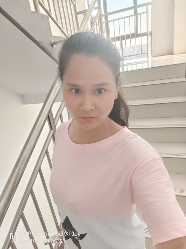 姣的第三张照片--驻马店相亲服务中心