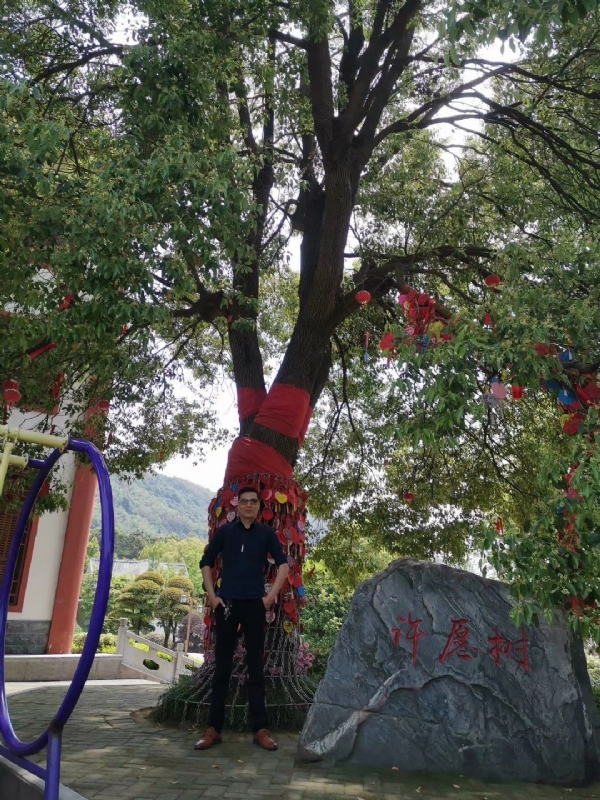 霸气的第一张照片--驻马店相亲服务中心