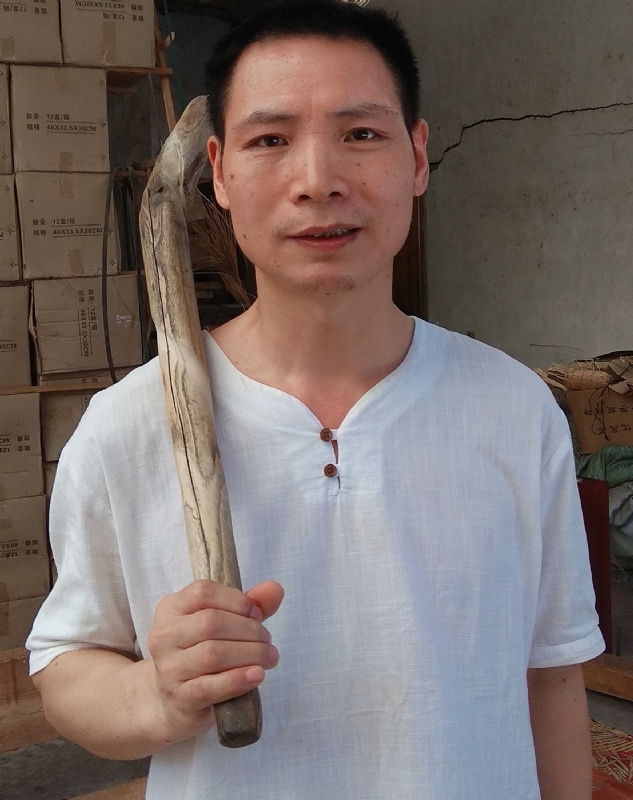 周哥的第四张照片--驻马店相亲服务中心