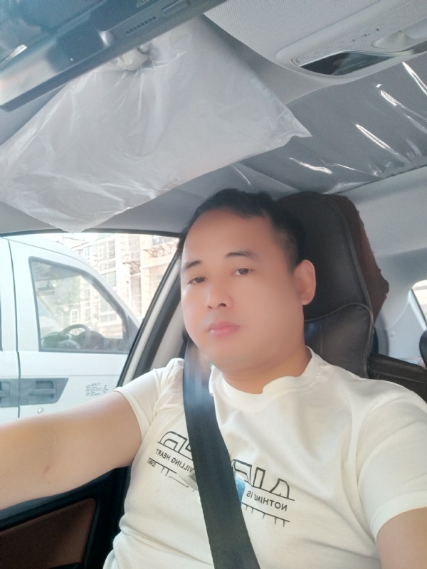 有你就好的第三张照片--驻马店相亲服务中心