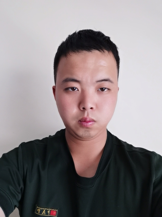 明月天涯的第一张照片--驻马店相亲服务中心