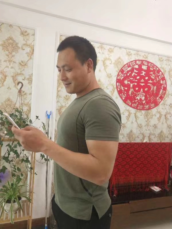 旧时相识的第三张照片--驻马店相亲服务中心