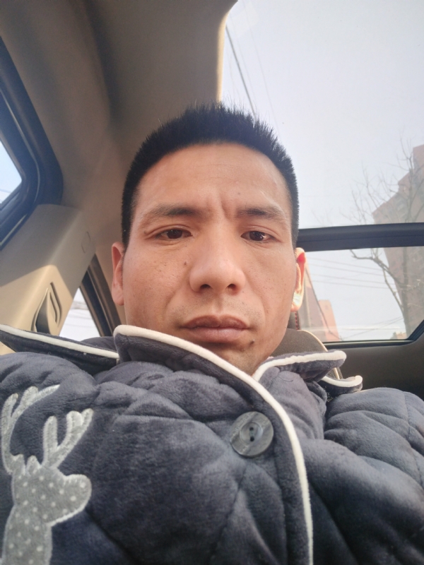 青春不长在的第一张照片--驻马店相亲服务中心