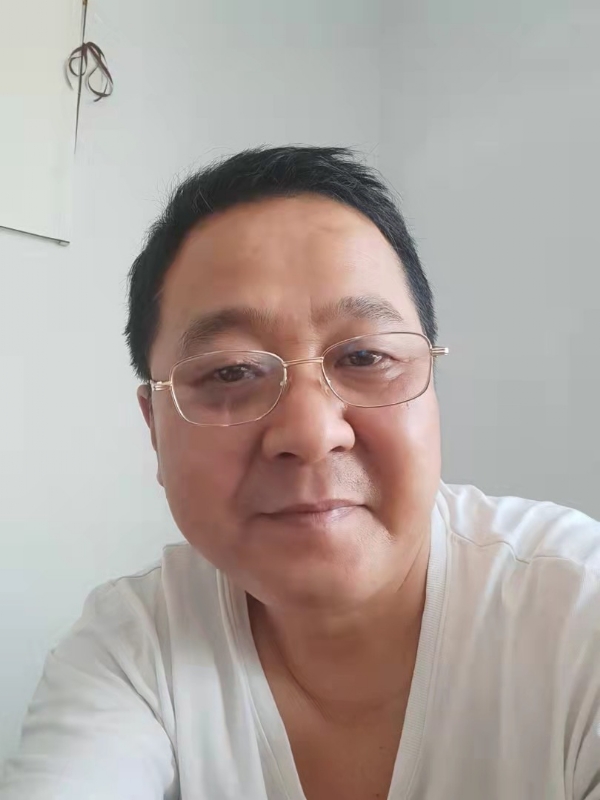 xbl的第一张照片--驻马店相亲服务中心