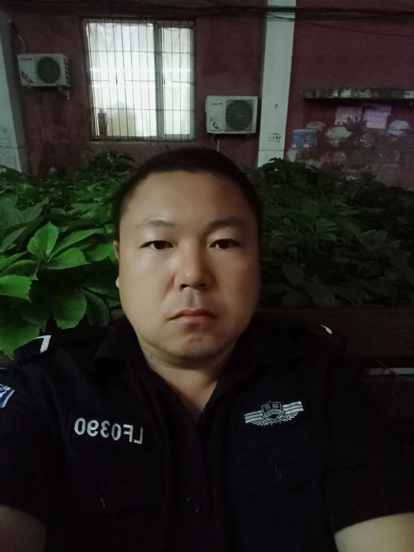 冯宇的第一张照片--驻马店相亲服务中心