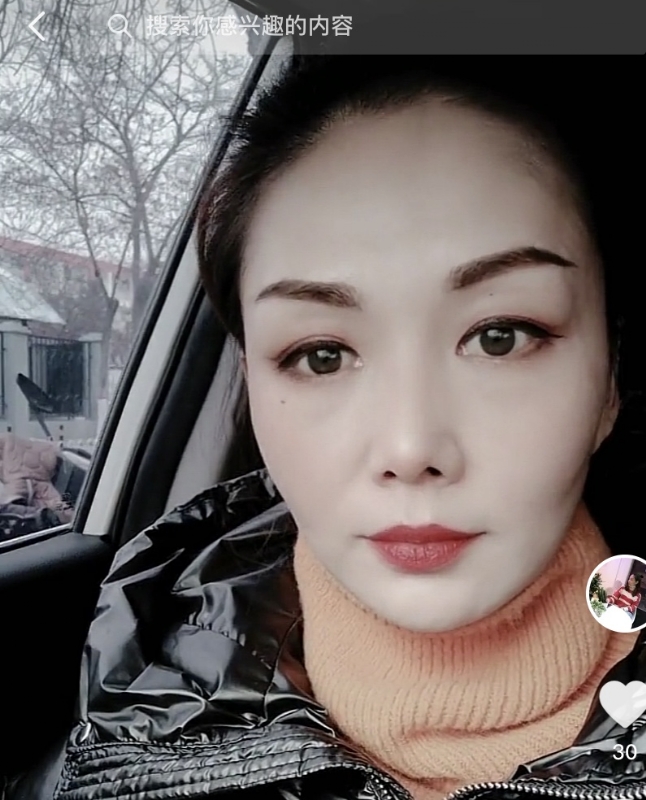 蔷薇的第一张照片--驻马店相亲服务中心