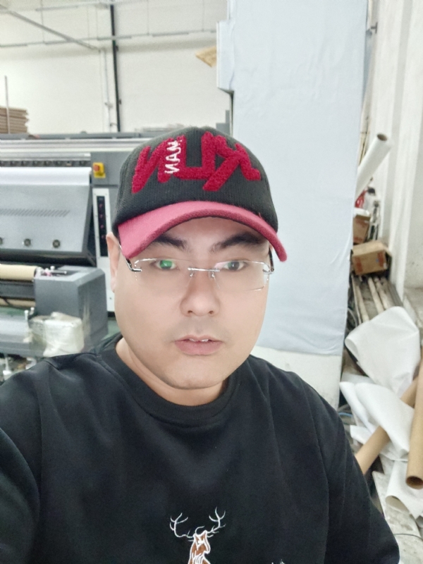 胖子的第一张照片--驻马店相亲服务中心