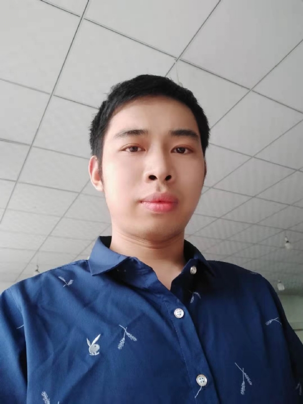 啊辉的第一张照片--驻马店相亲服务中心