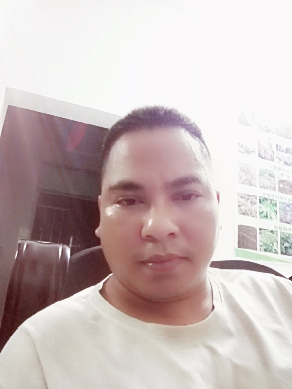 小叔也有爱的第一张照片--驻马店相亲服务中心