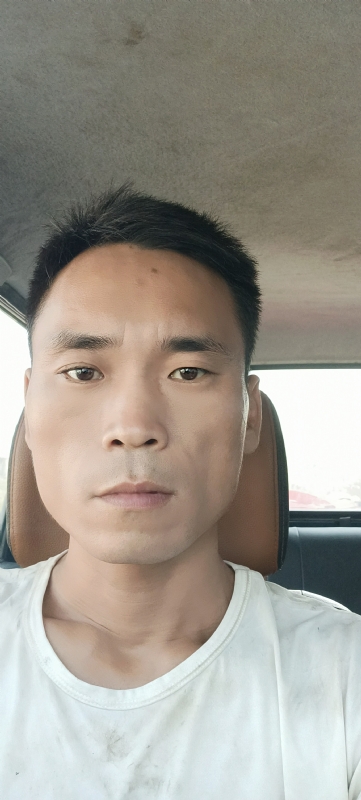 石头的第一张照片--驻马店相亲服务中心