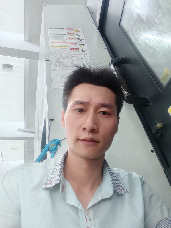 丽影封存的第一张照片--驻马店相亲服务中心