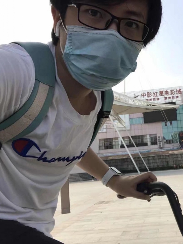 丁先生的第二张照片--驻马店相亲服务中心