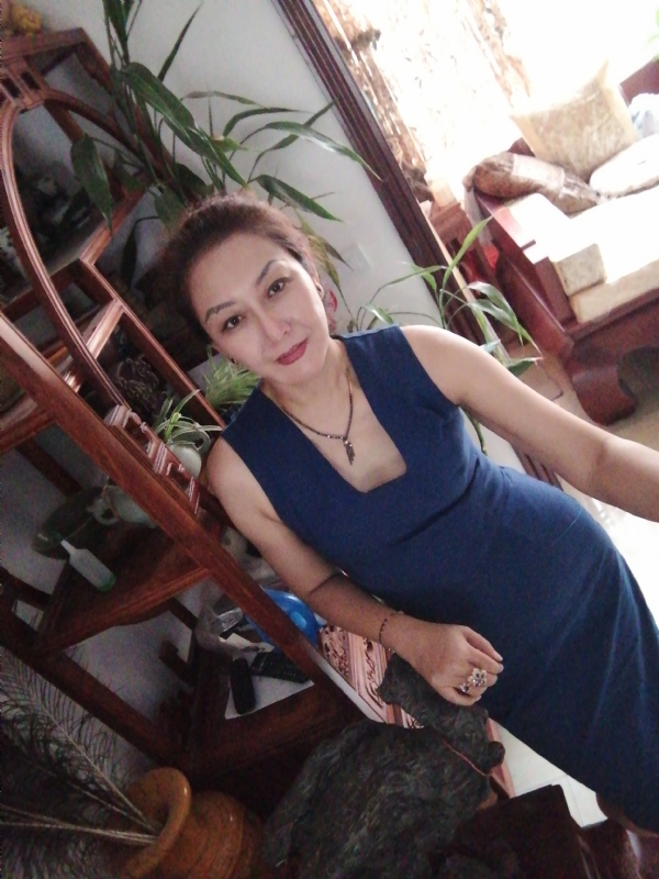 1975珠砂痣的第二张照片--驻马店相亲服务中心