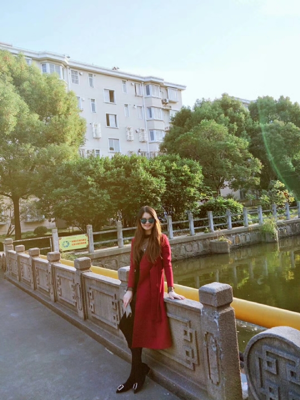 yaya的第一张照片--驻马店相亲服务中心