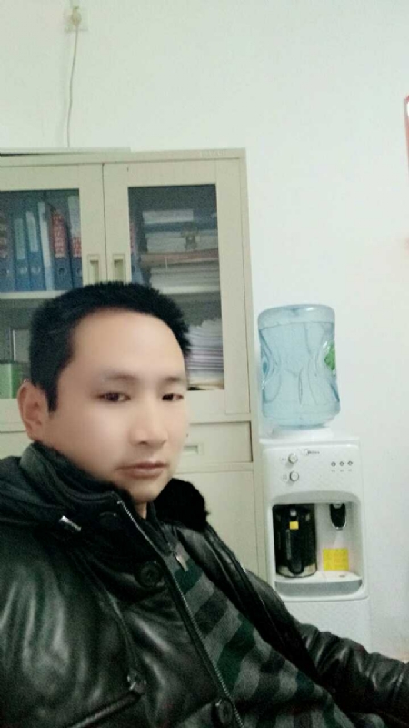 蓝色棒棒糖的第一张照片--驻马店相亲服务中心