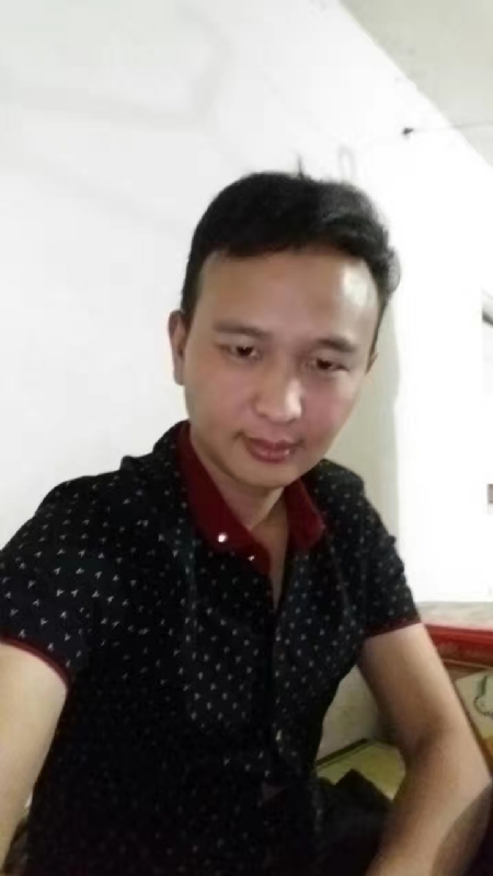 机械师的第一张照片--驻马店相亲服务中心