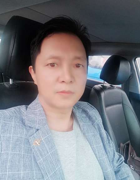 深蓝的第二张照片--驻马店相亲服务中心