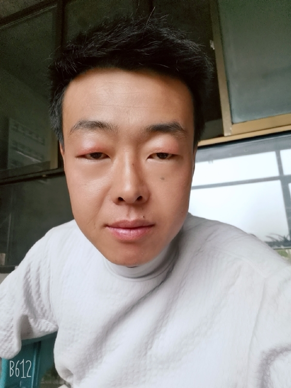 缺爱80后的第一张照片--驻马店相亲服务中心