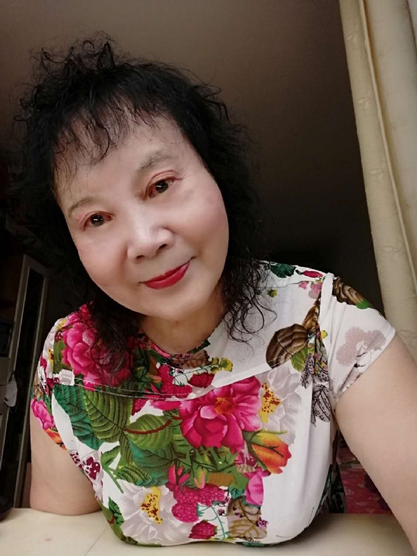 晚霞的第一张照片--驻马店相亲服务中心