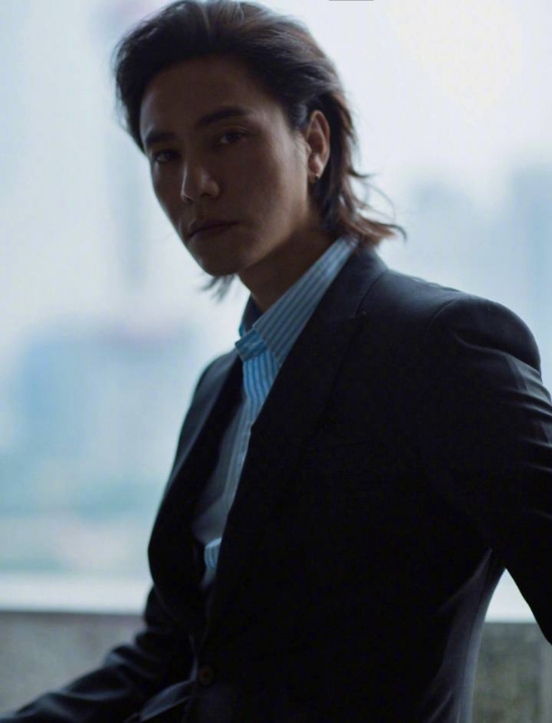 李嘉廷的第三张照片--驻马店相亲服务中心