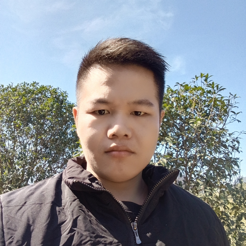 龙怀的第二张照片--驻马店相亲服务中心