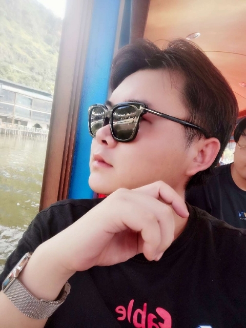 曲生的第二张照片--驻马店相亲服务中心