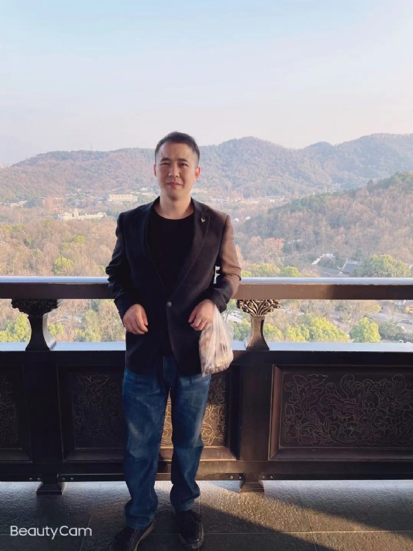 周周的第一张照片--驻马店相亲服务中心