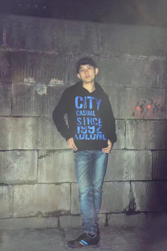 黄渊军的第一张照片--驻马店相亲服务中心