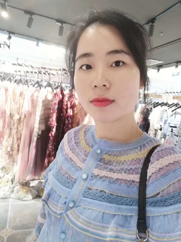 团笑的第一张照片--驻马店相亲服务中心