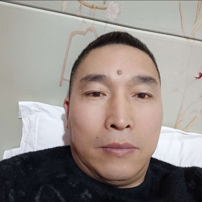 痴情男的第二张照片--驻马店相亲服务中心