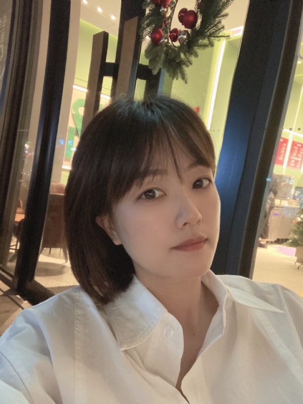 笑笑girl的第一张照片--驻马店相亲服务中心