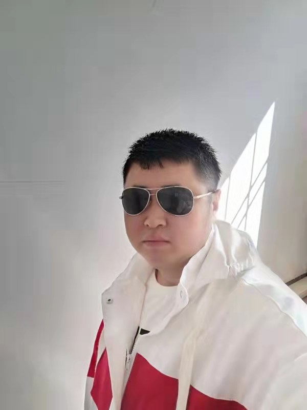 大漠叔叔的第一张照片--驻马店相亲服务中心