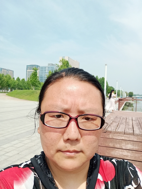 苦乐的第四张照片--驻马店相亲服务中心