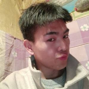 90后美少男的第二张照片--驻马店相亲服务中心