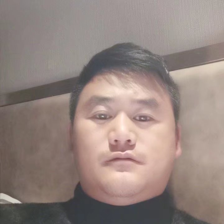 奔跑的第一张照片--驻马店相亲服务中心