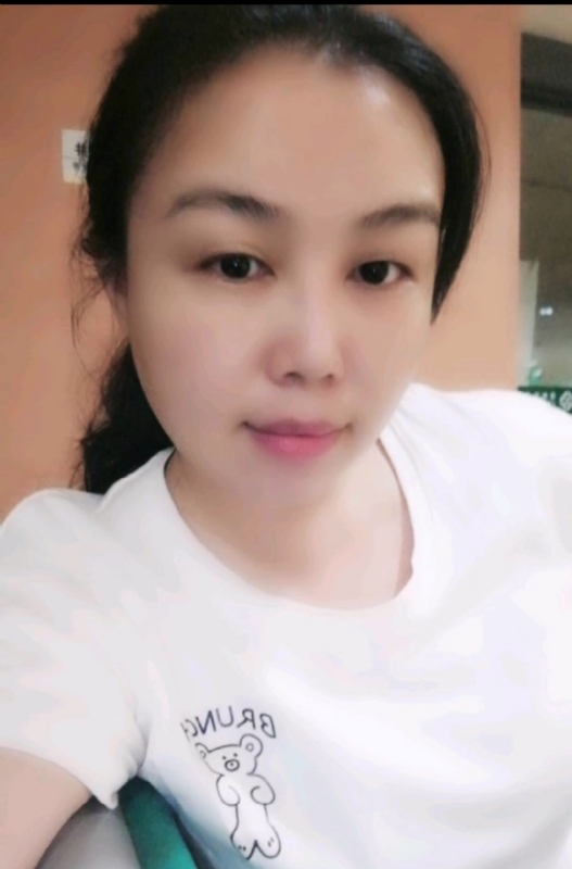 淡淡的云的第一张照片--驻马店相亲服务中心