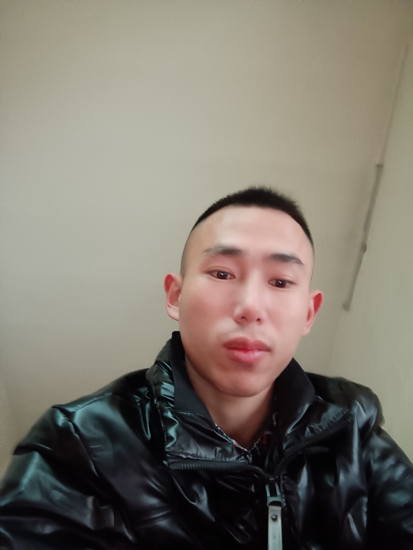 阿浩的第一张照片--驻马店相亲服务中心