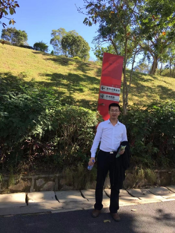 zw的第一张照片--驻马店相亲服务中心