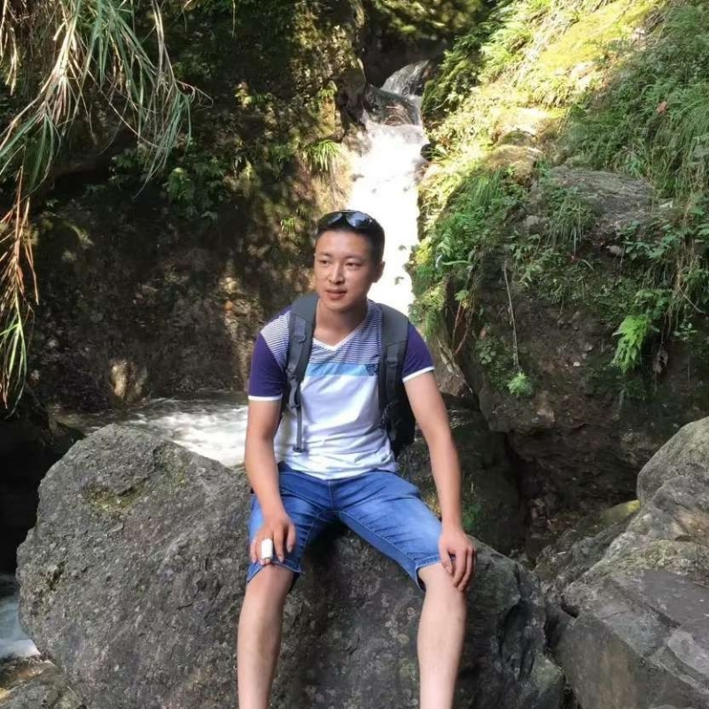 人杰地也灵的第一张照片--驻马店相亲服务中心