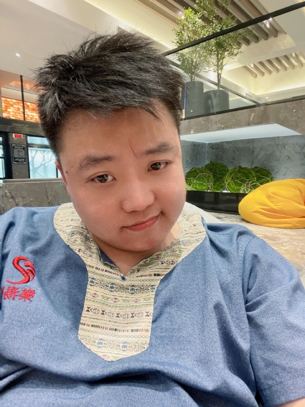 小恶魔的第二张照片--驻马店相亲服务中心