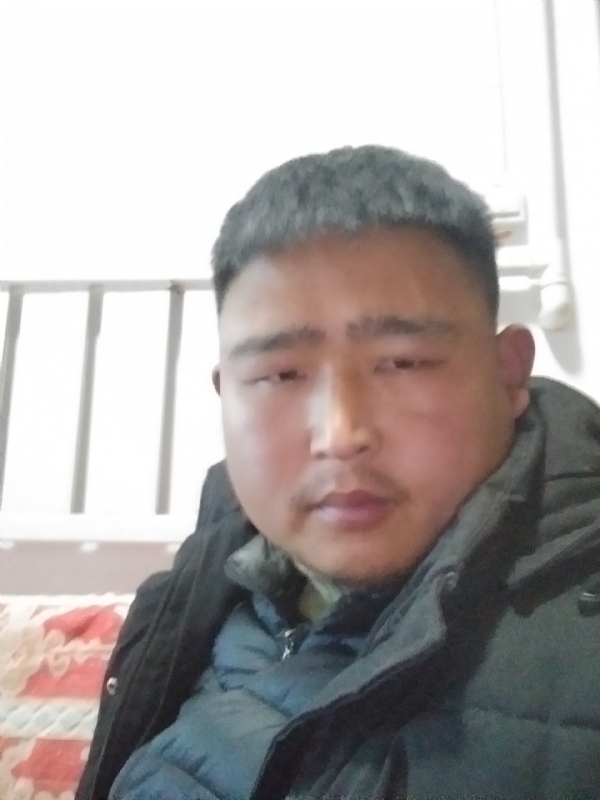 郝营的第二张照片--驻马店相亲服务中心