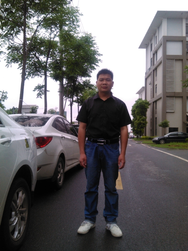 阿周的第一张照片--驻马店相亲服务中心