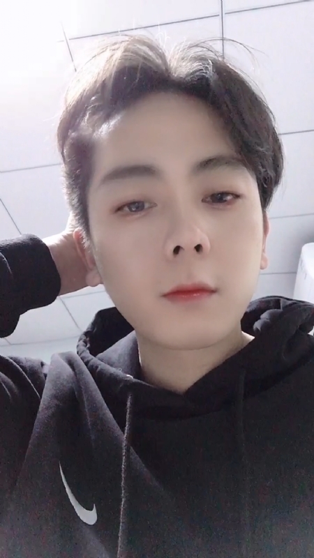 鹤枫的第一张照片--驻马店相亲服务中心