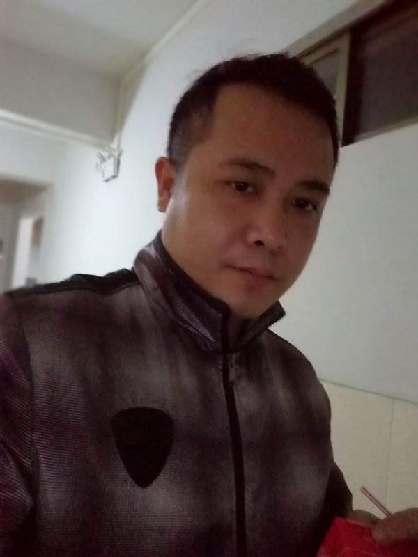 礼哥的第一张照片--驻马店相亲服务中心