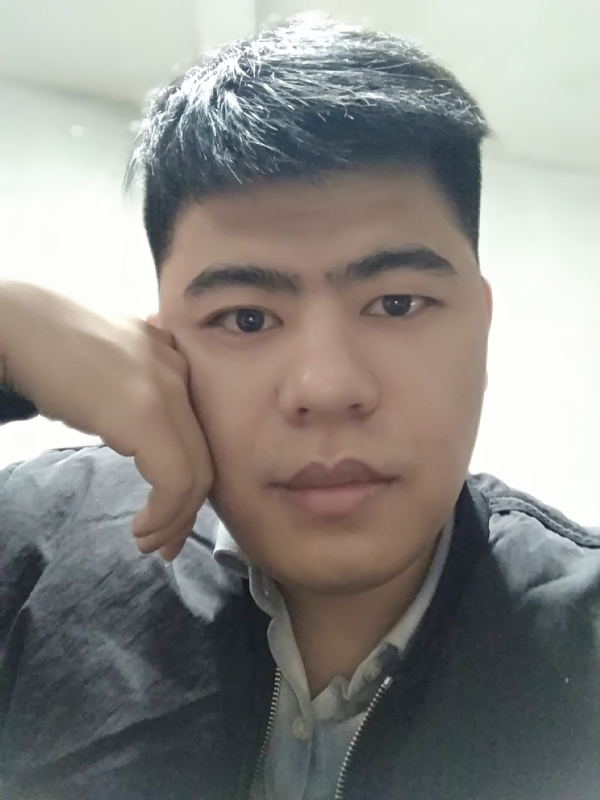 爱笑的人的第一张照片--驻马店相亲服务中心